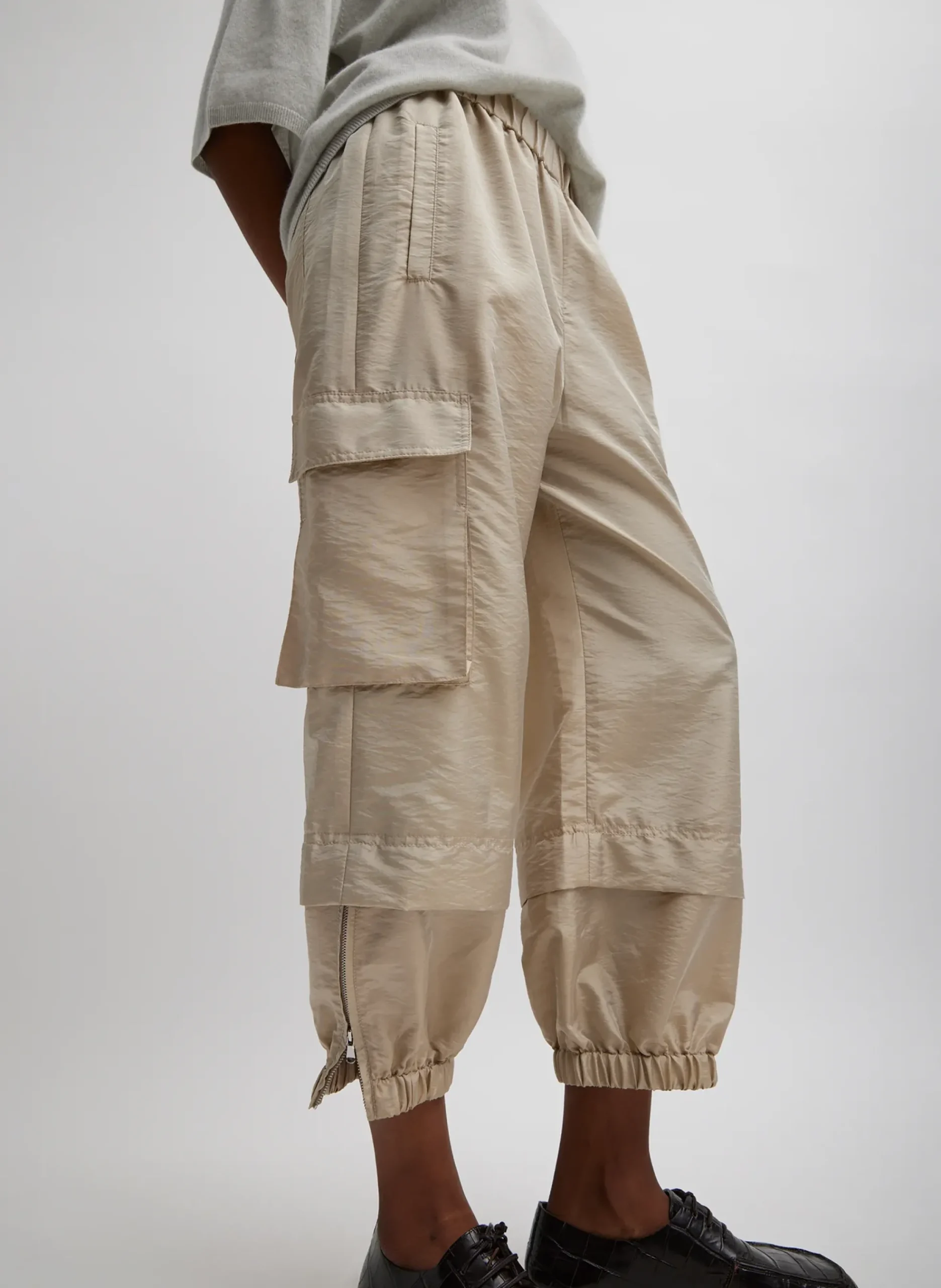 Online Tibi Crispy Nylon Wilt Pull On Jogger Desert Sand
