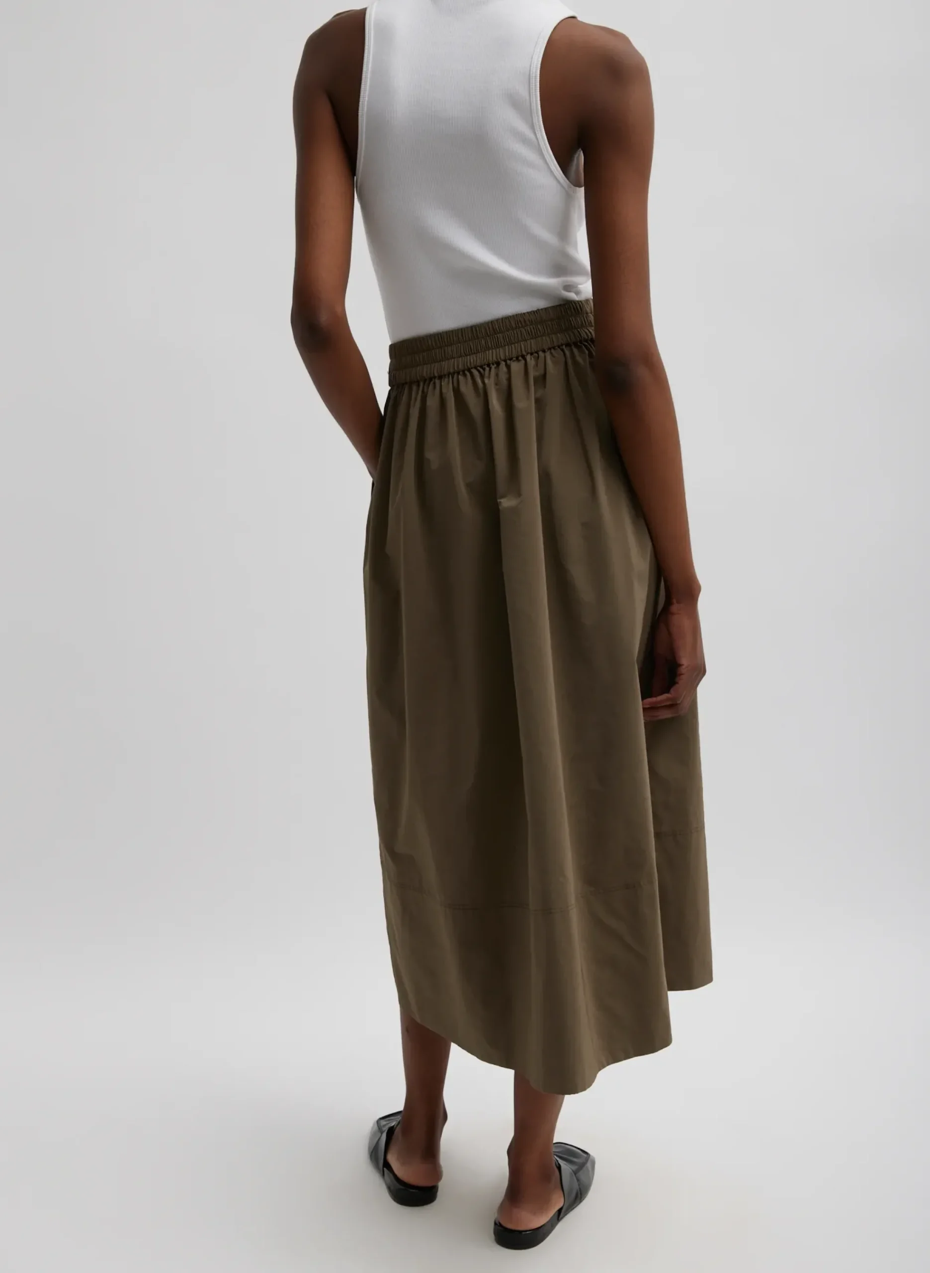 New Tibi Nylon Pull On Full Skirt Dark Taupe