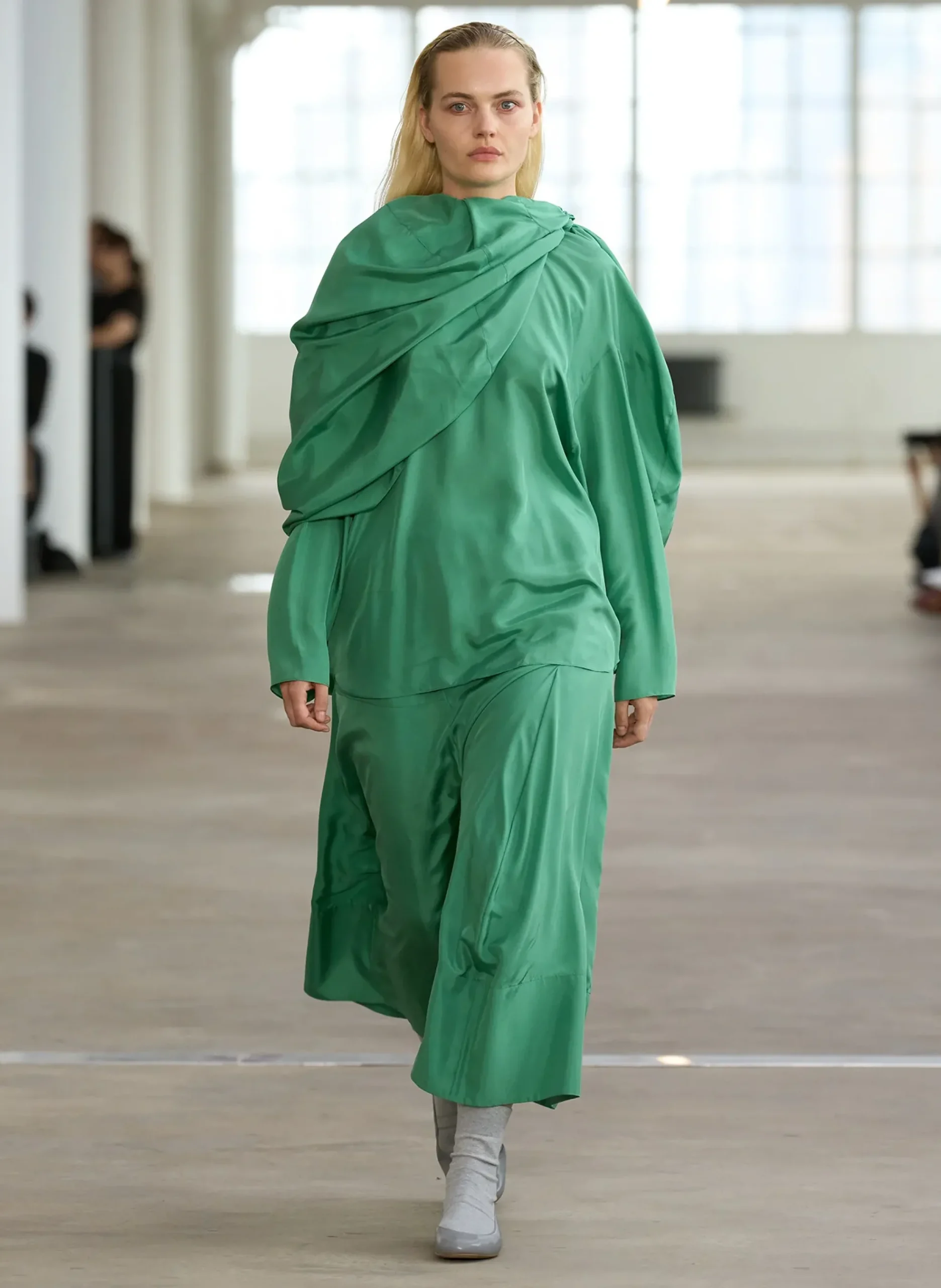 Outlet Tibi Silk Habutai Circular Seamed Skirt Green Tea