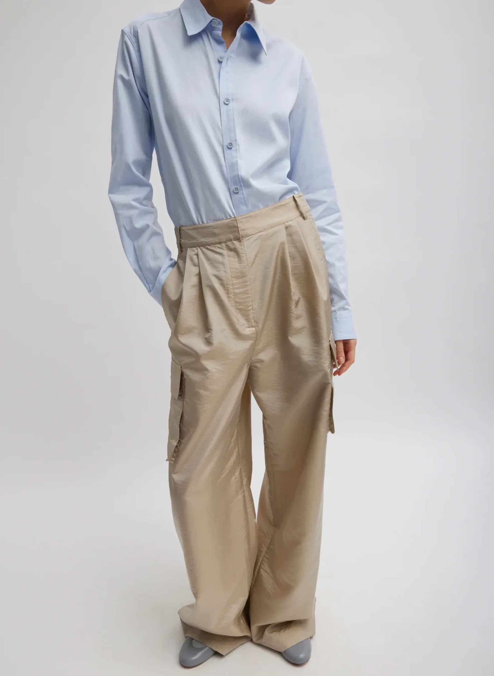 New Tibi Stella Crispy Nylon Pleated Cargo Pant Desert Sand